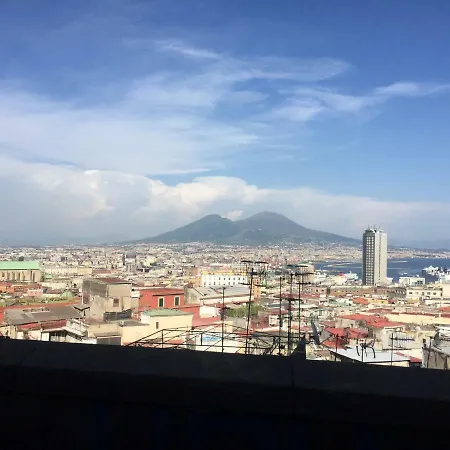 A Casa E Matilde Neapol